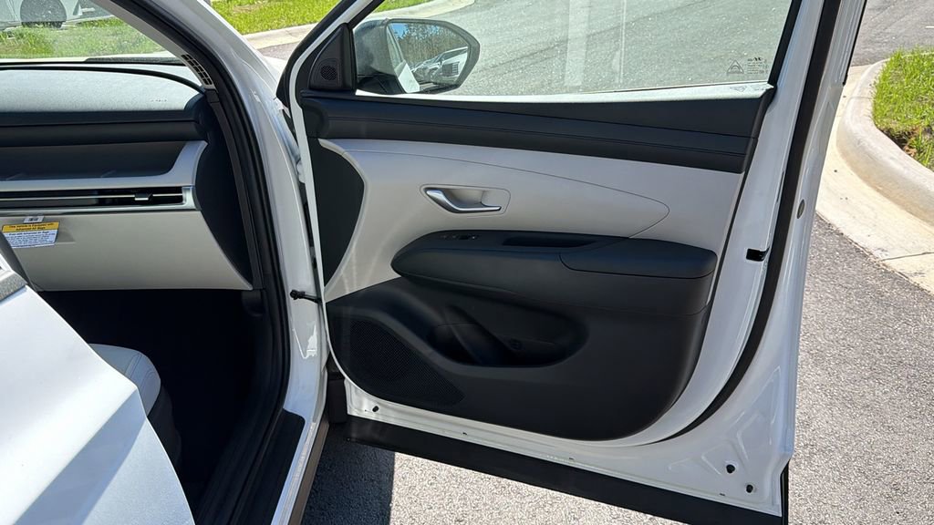 New 2026 Hyundai Tucson SEL image 15