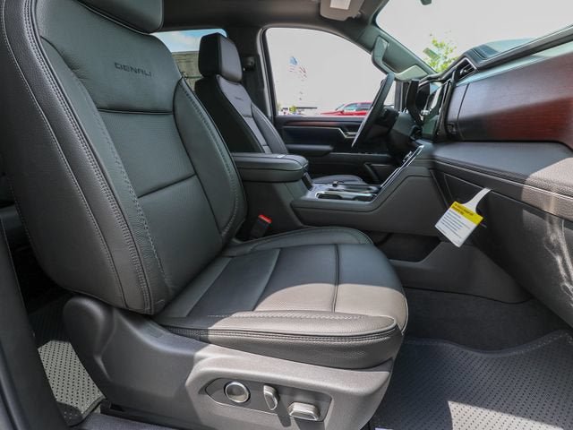 New 2026 GMC Sierra 2500 Denali w/ Denali Reserve Package AWD/4WD image 24