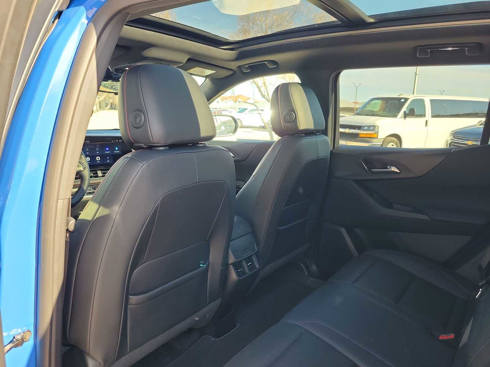 Used 2025 Chevrolet Equinox RS w/ Safety and Technology Package image 16