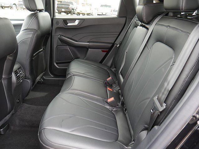 New 2025 Ford Escape SE w/ PHEV Premium Package FWD image 15
