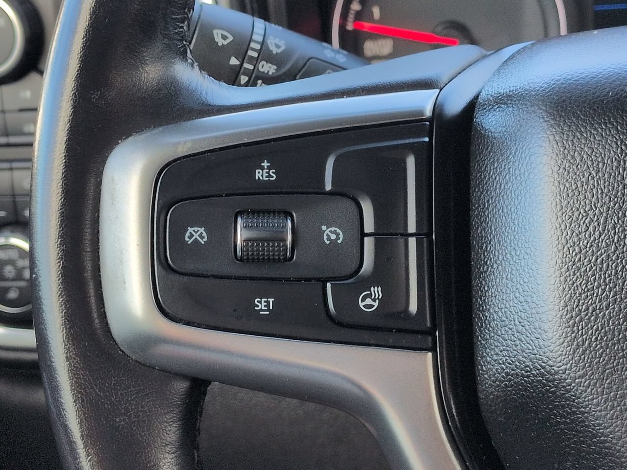 Used 2020 Chevrolet Silverado 1500 RST AWD/4WD image 24
