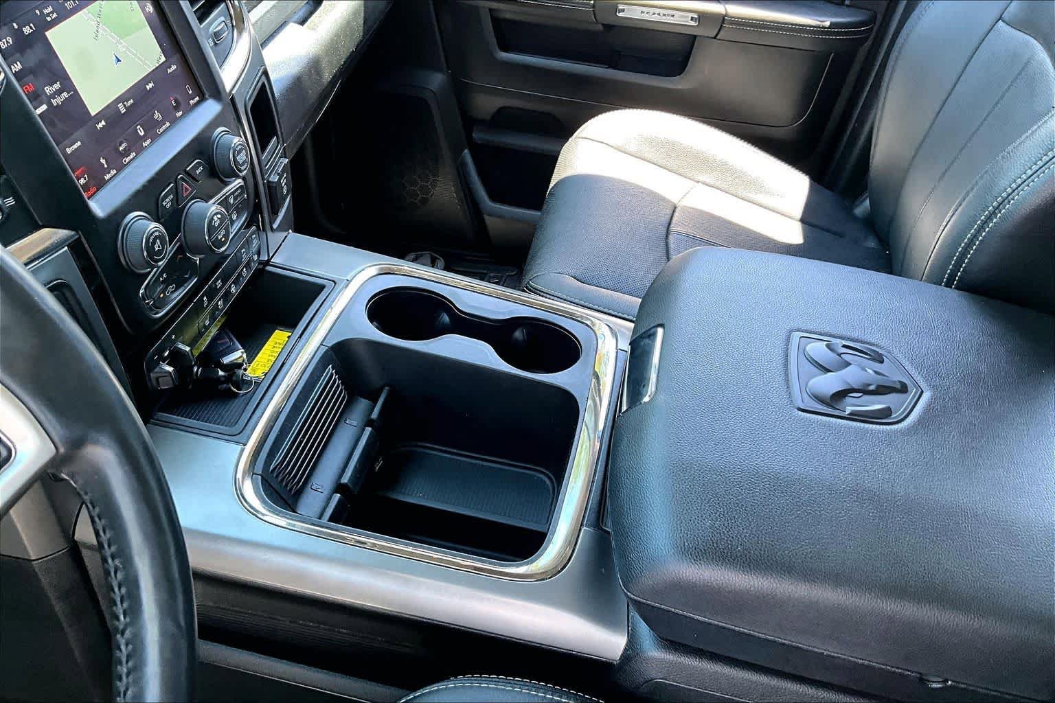 Used 2018 RAM 2500 Laramie w/ Sport Appearance Group AWD/4WD image 16