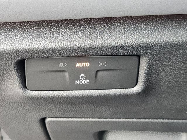 New 2026 Volkswagen Tiguan SE AWD/4WD image 21