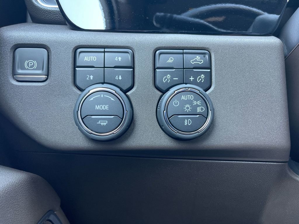 Used 2024 Chevrolet Silverado 1500 LTZ w/ LTZ Convenience Package II image 25