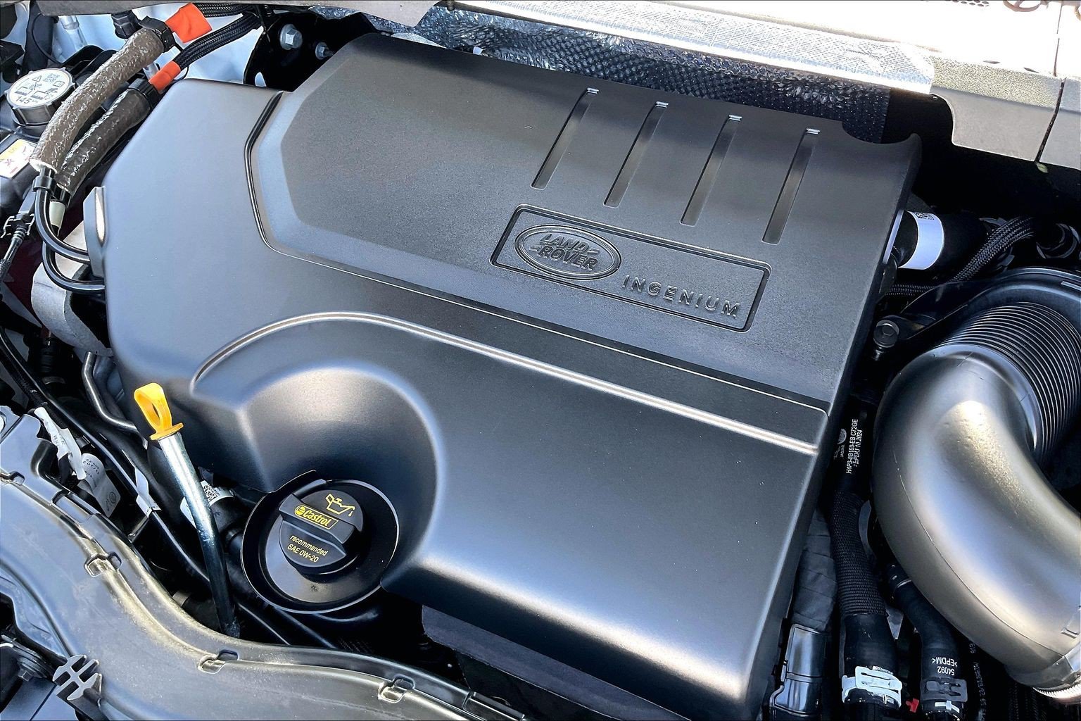 Certified 2025 Land Rover Discovery Sport S AWD/4WD image 30
