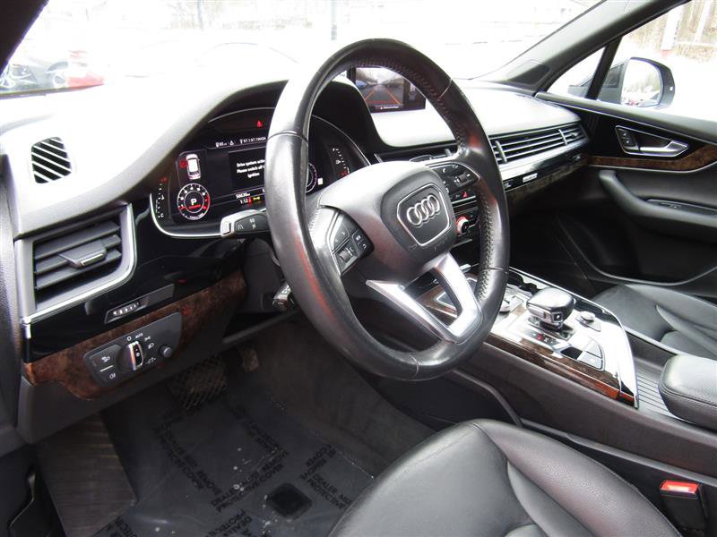 Used 2018 Audi Q7 3.0T Premium Plus image 15