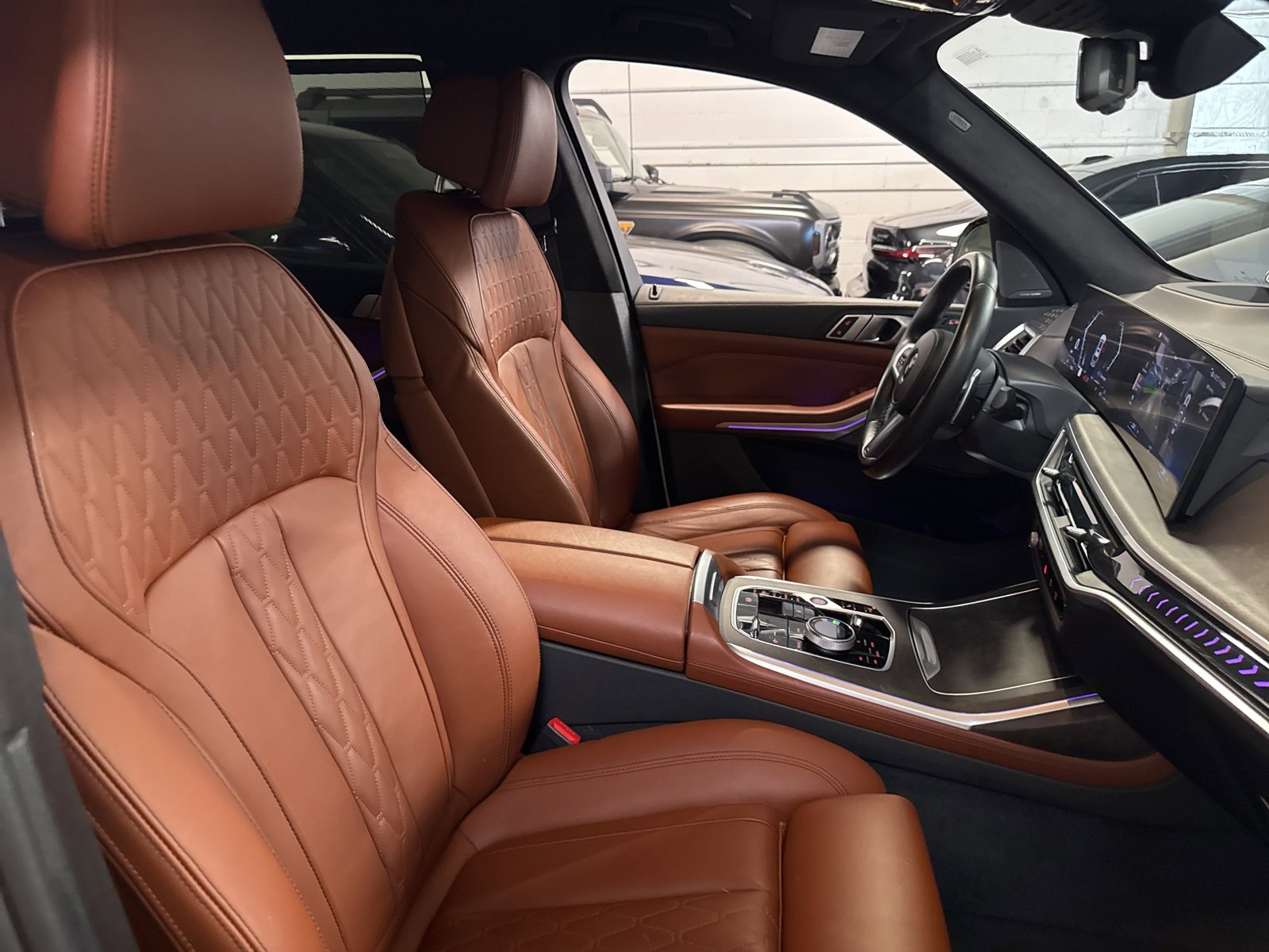 Used 2023 BMW X7 xDrive40i w/ M Sport Package image 38