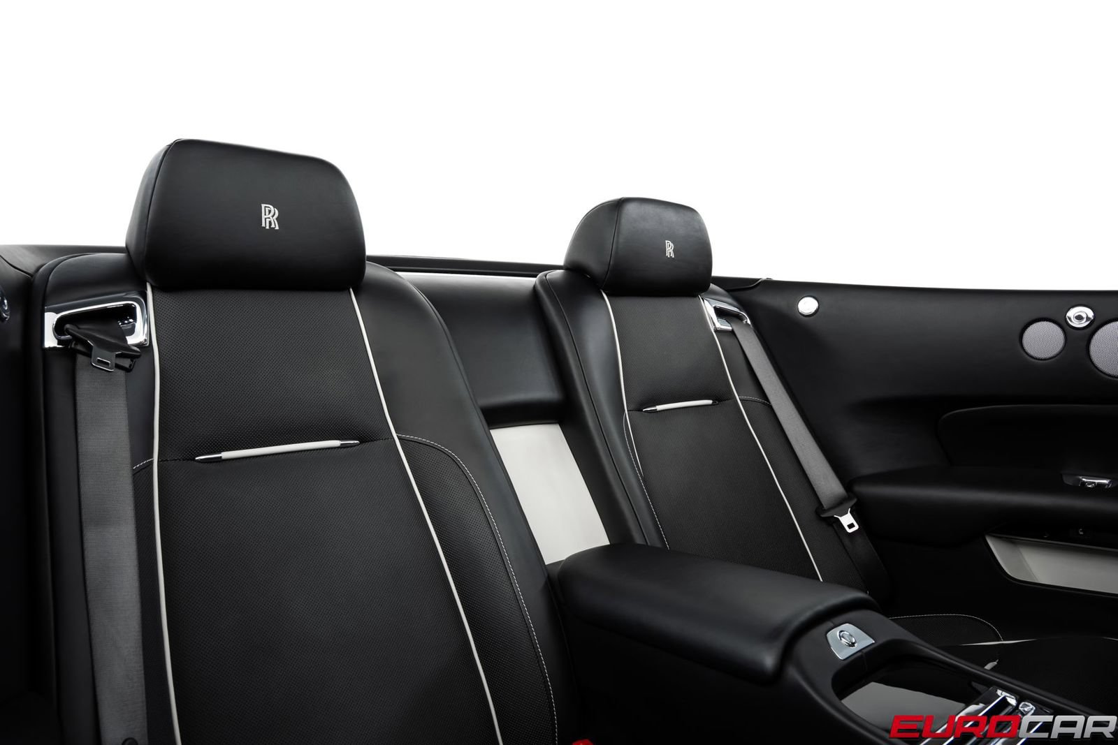 Used 2018 Rolls-Royce Dawn RWD image 39