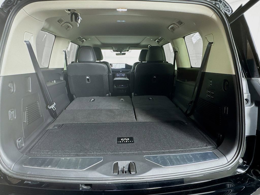 Certified 2026 INFINITI QX80 Luxe w/ Cargo Package AWD/4WD image 33