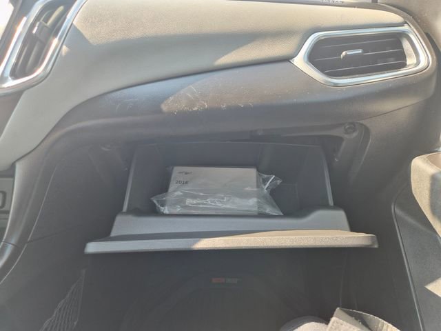 Used 2018 Chevrolet Equinox LS FWD image 33