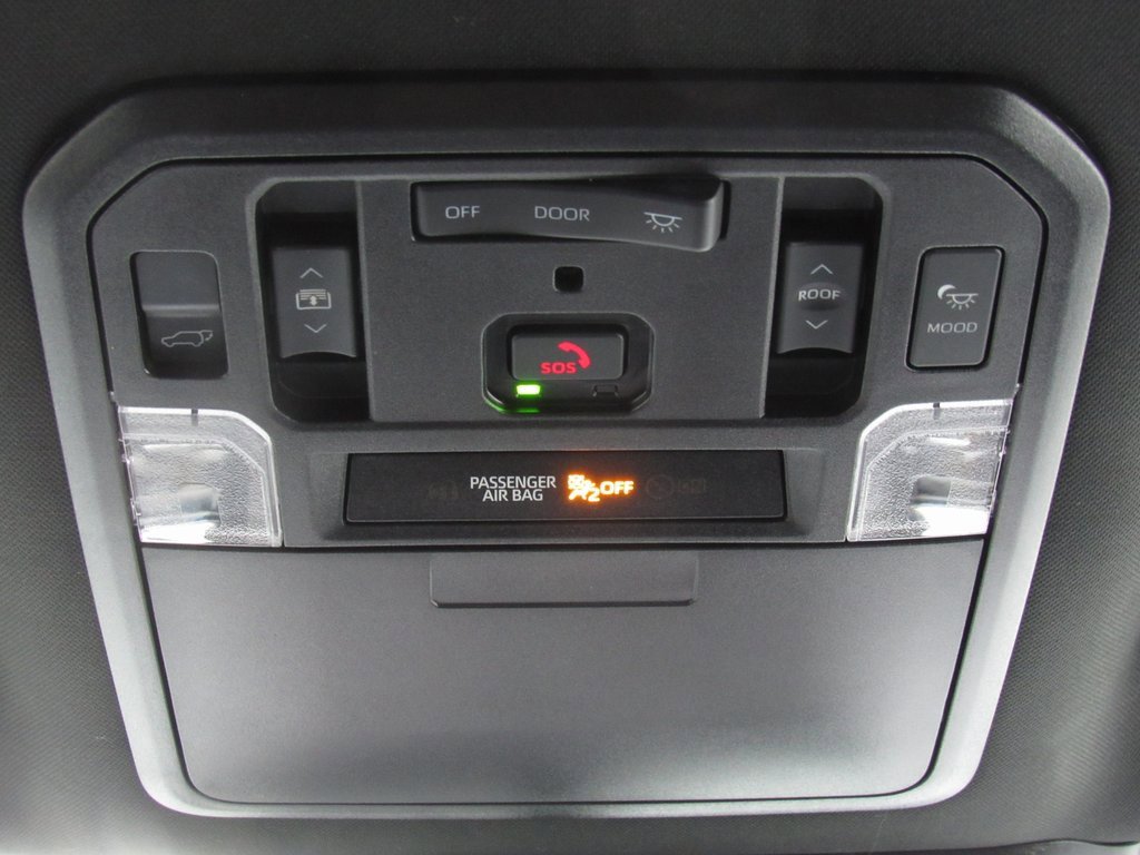 Certified 2025 Toyota Sequoia Platinum image 33