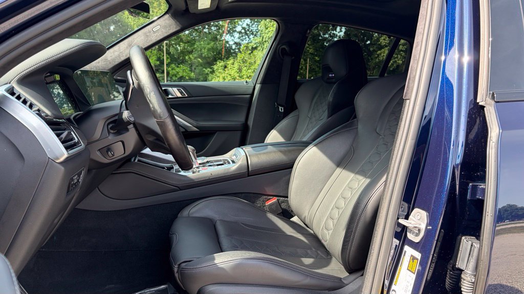 Certified 2022 BMW X6 M w/ Executive Package AWD/4WD image 9
