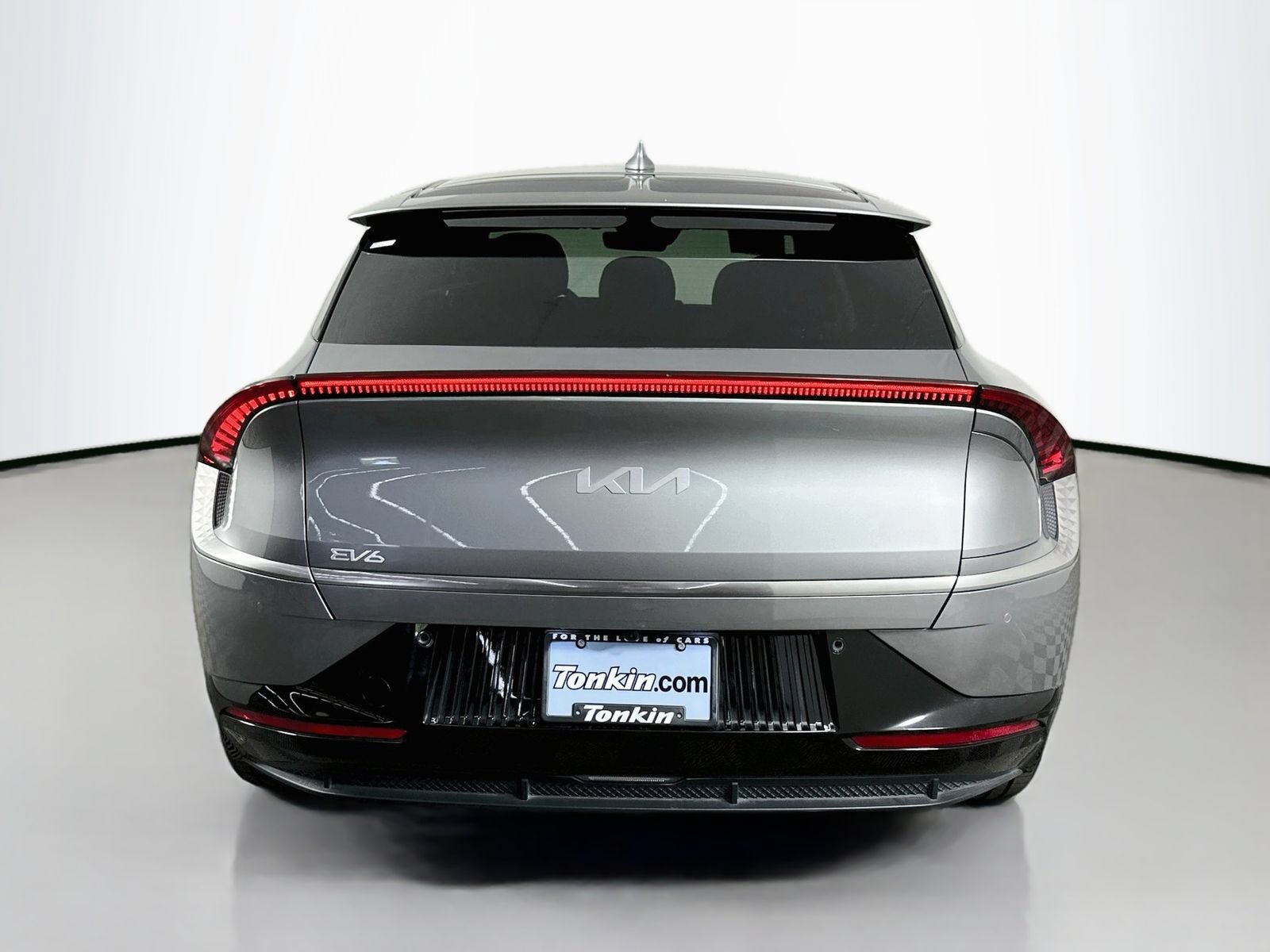 Used 2022 Kia EV6 Wind w/ Wind Technology Package AWD/4WD image 6