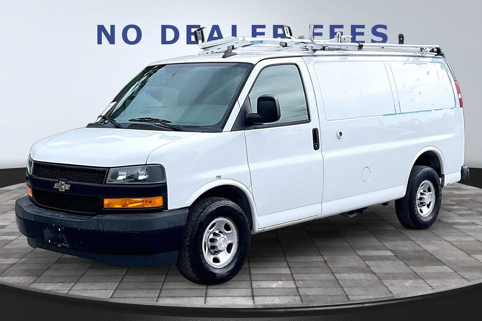 Used 2018 Chevrolet Express 2500 w/ Driver Convenience Package RWD video 1