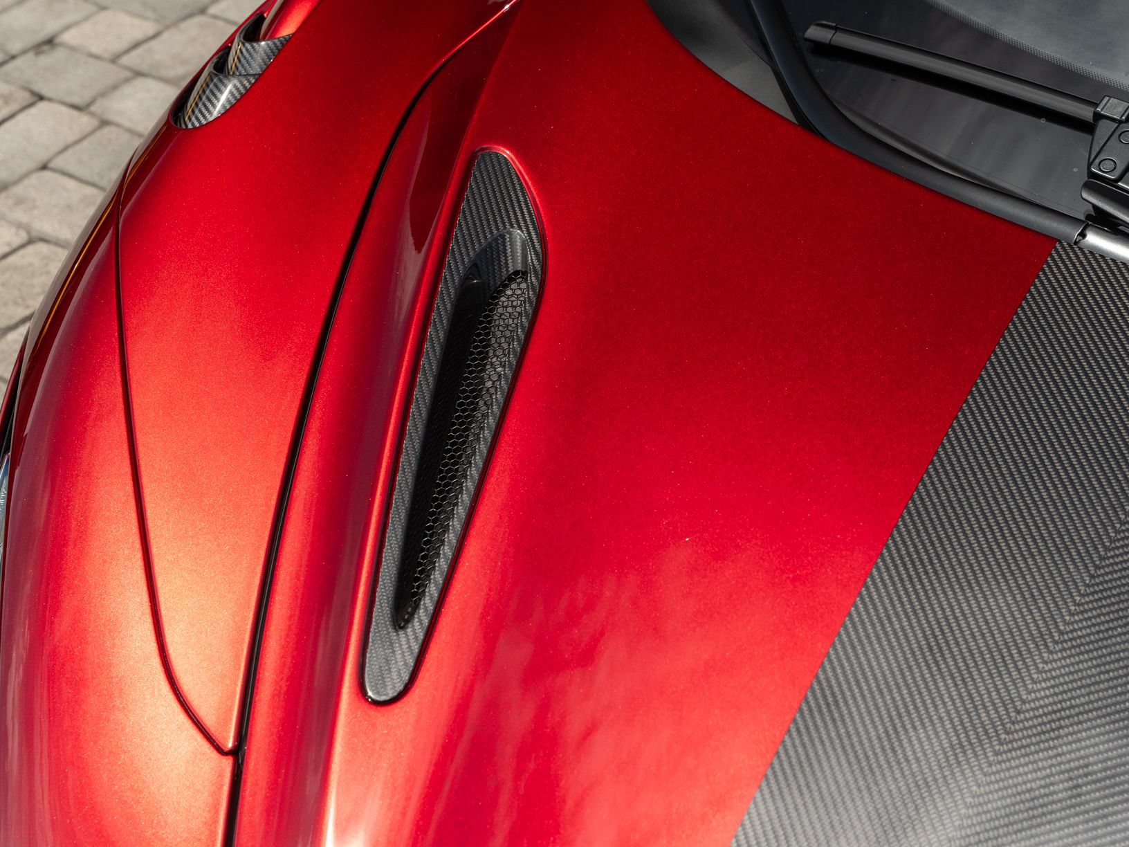 Used 2022 McLaren 765LT RWD image 26
