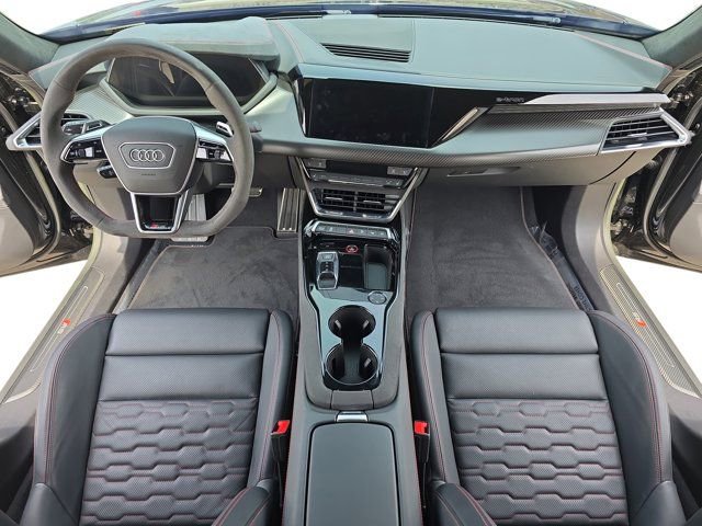 Used 2022 Audi RS e-tron GT image 9