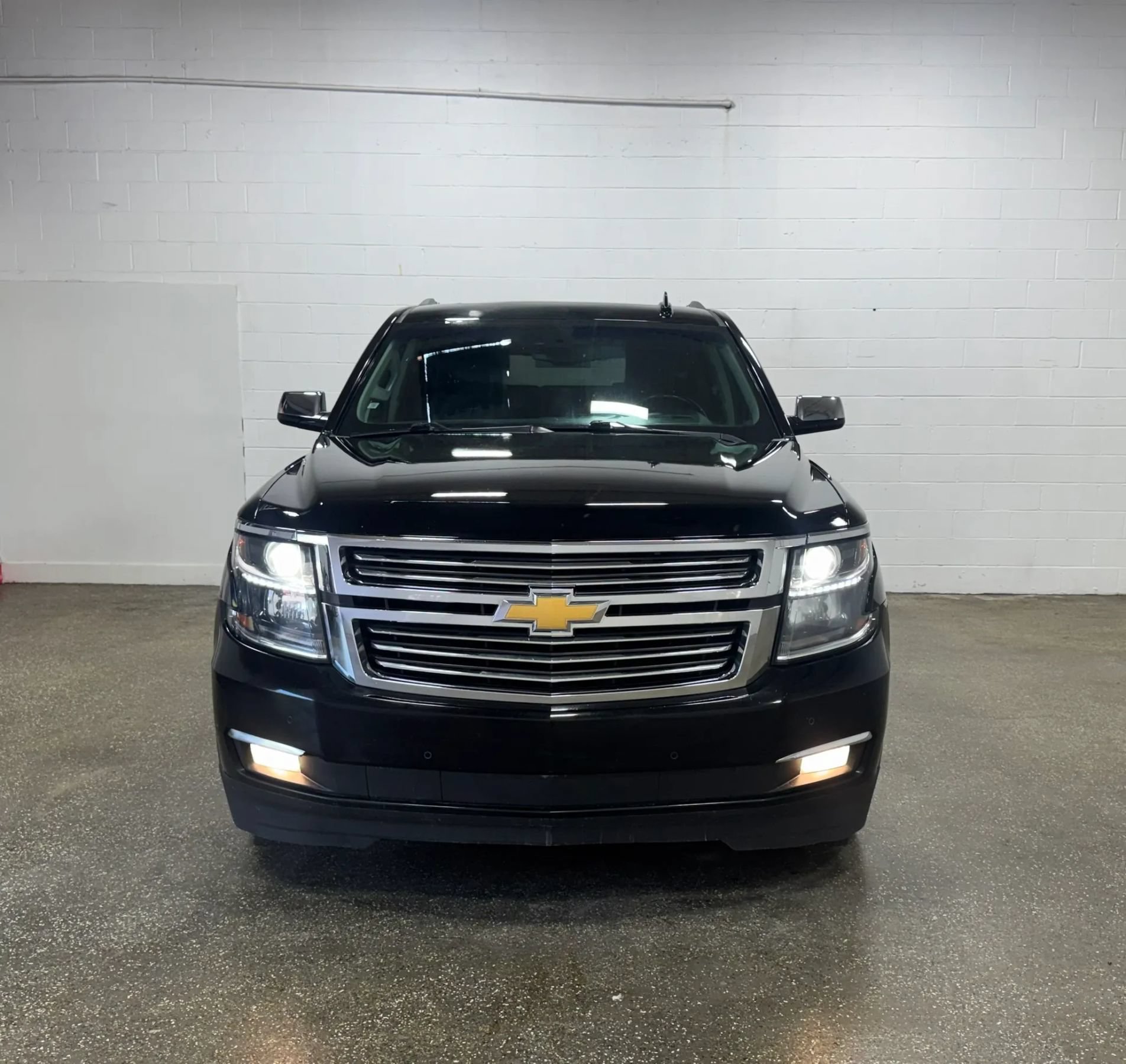 Used 2016 Chevrolet Suburban LTZ AWD/4WD image 8