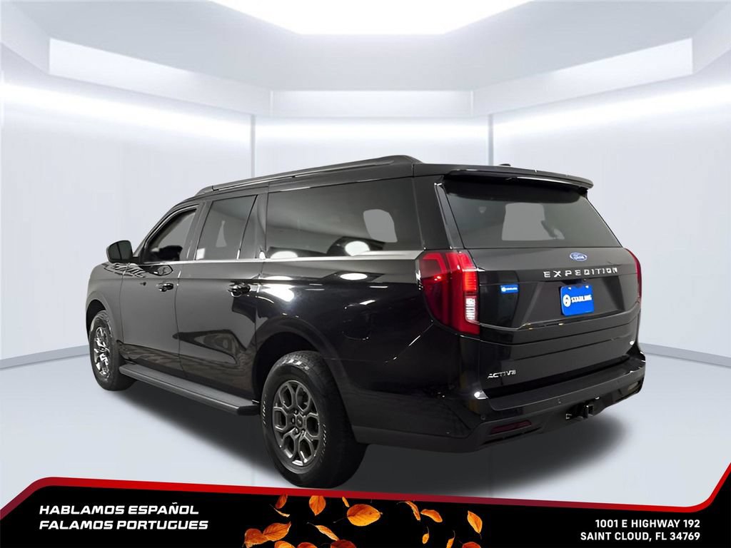 Used 2025 Ford Expedition Max Active AWD/4WD image 5