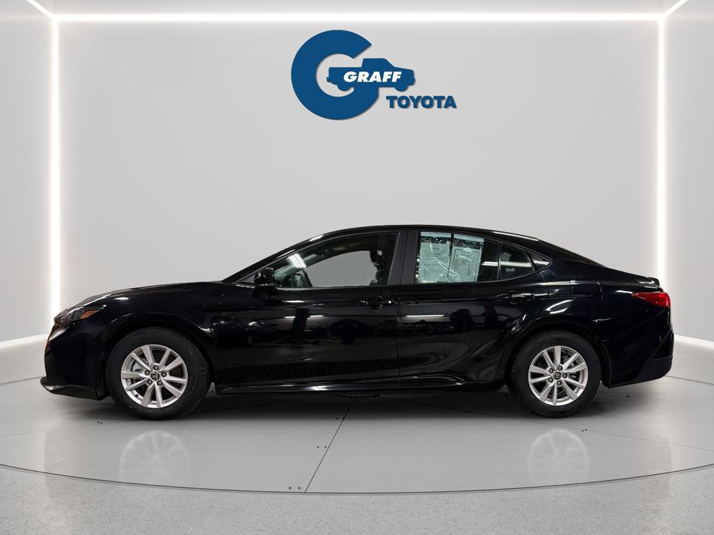 Used 2025 Toyota Camry LE FWD image 12