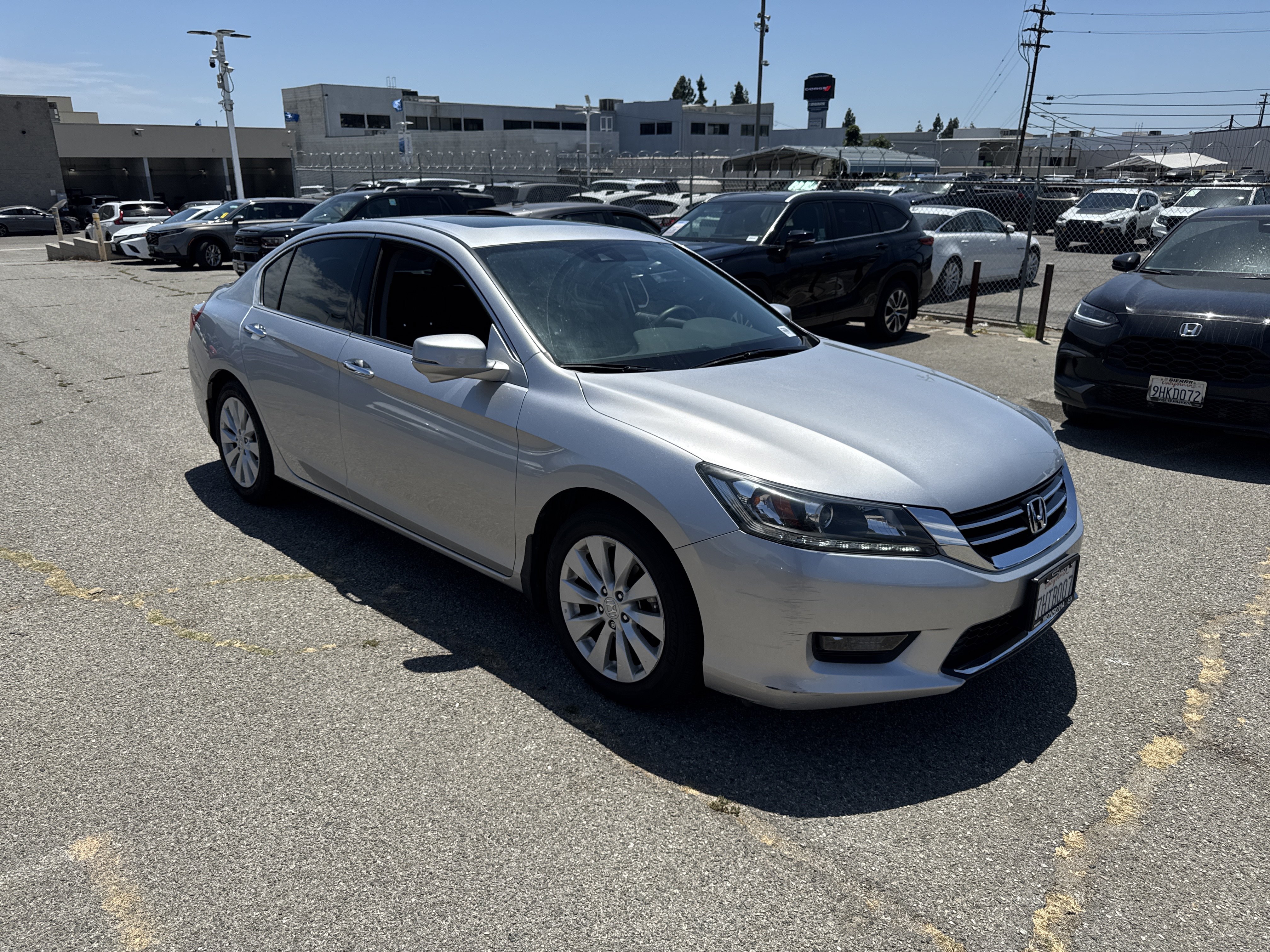 Used 2015 Honda Accord EX-L image 2