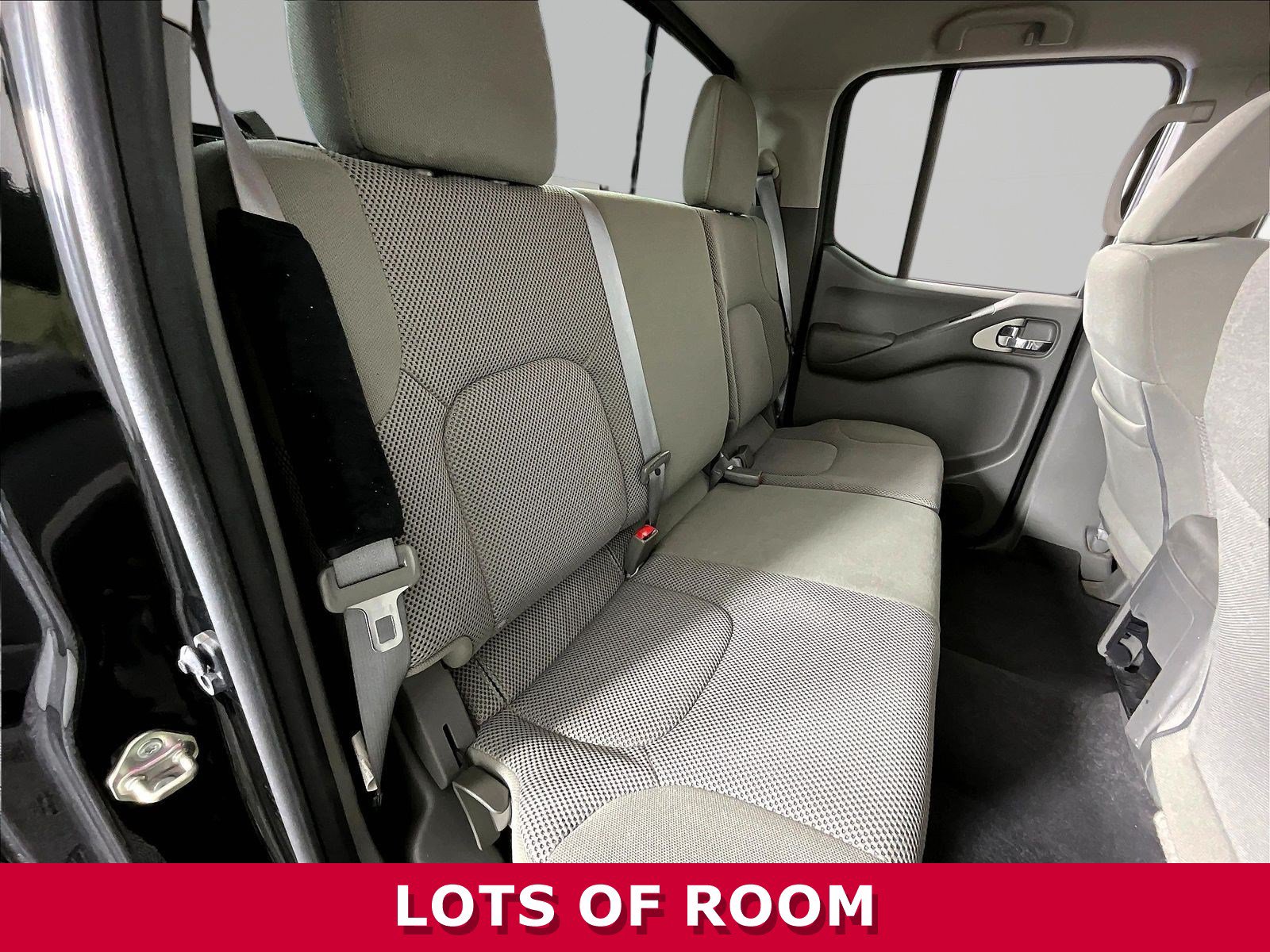 Used 2019 Nissan Frontier SV AWD/4WD image 24