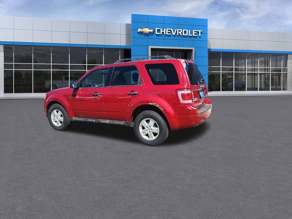 Used 2011 Ford Escape XLT AWD/4WD image 3