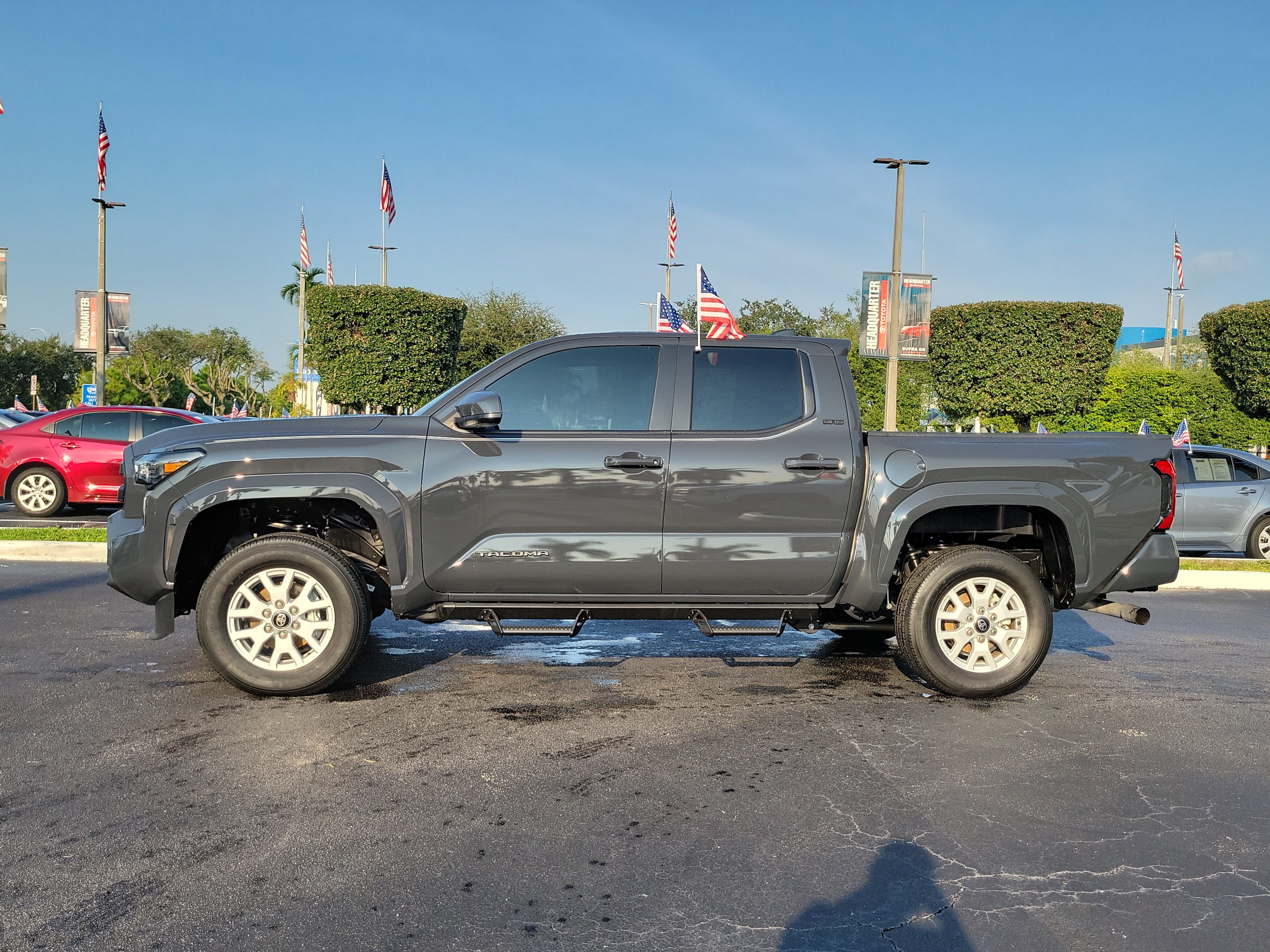 Used 2026 Toyota Tacoma SR5 RWD image 7