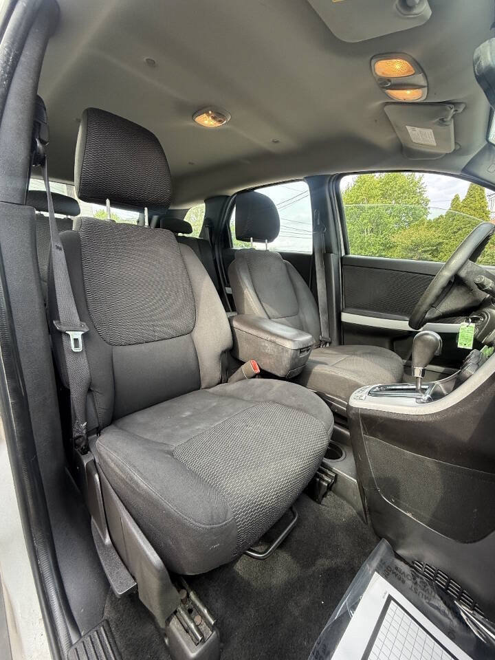 Used 2008 Pontiac Torrent 2WD image 17