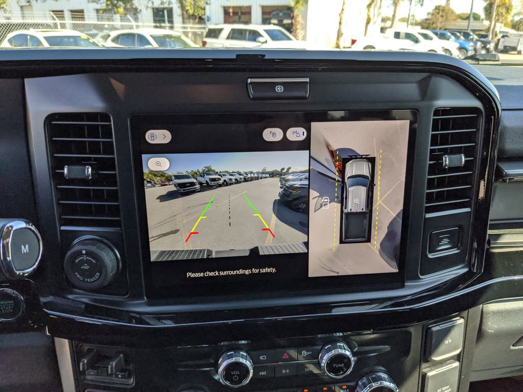 New 2026 Ford F250 Lariat w/ Black Appearance Package image 24