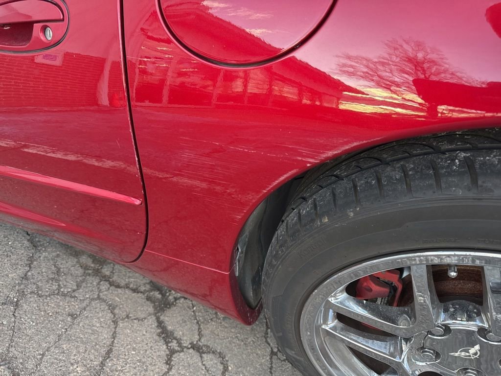 Used 2004 Chevrolet Corvette Coupe w/ Preferred Equipment Group image 3