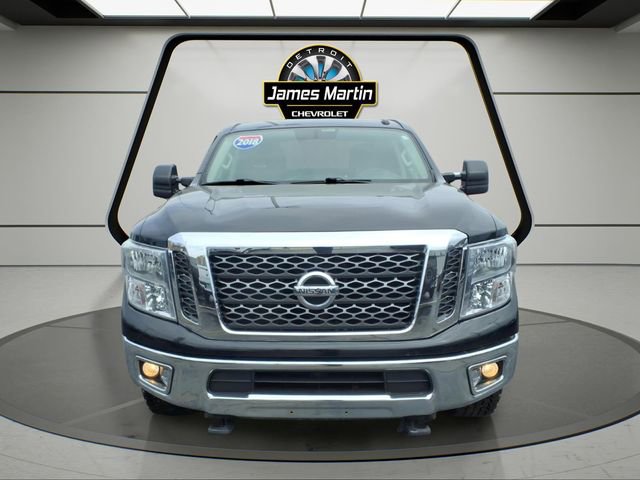 Used 2018 Nissan Titan Platinum Reserve image 2