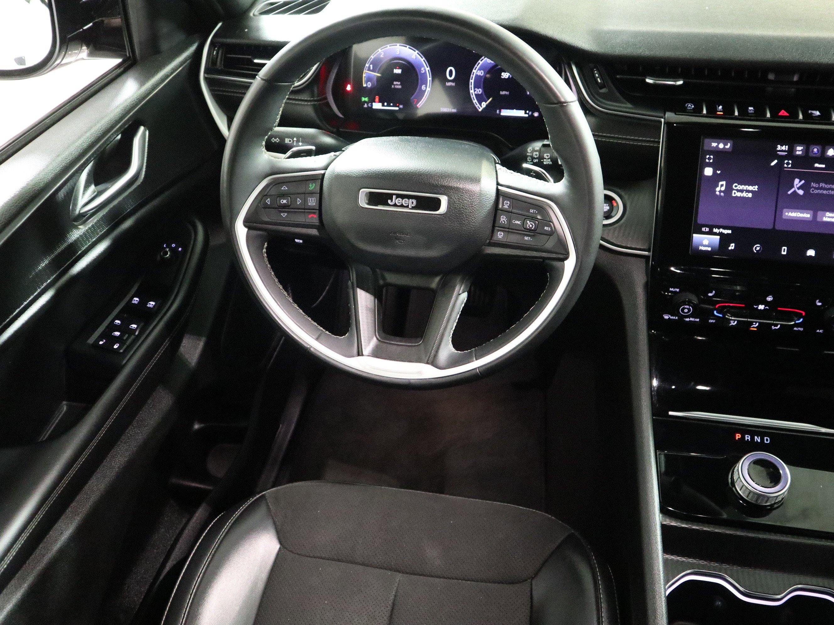 Used 2023 Jeep Grand Cherokee L Laredo AWD/4WD image 16