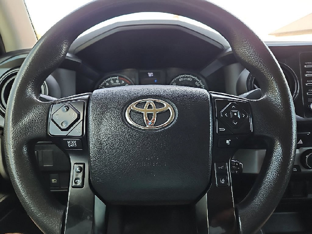 Used 2022 Toyota Tacoma SR AWD/4WD image 30