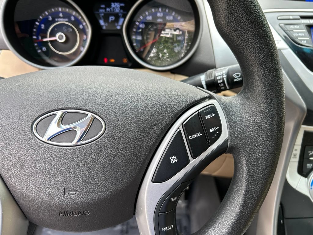 Used 2012 Hyundai Elantra GLS w/ Preferred Pkg 3 FWD image 19