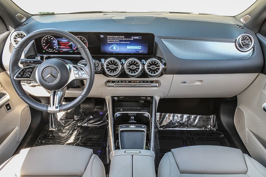 Certified 2025 Mercedes-Benz GLA 250 GLA 250 image 13