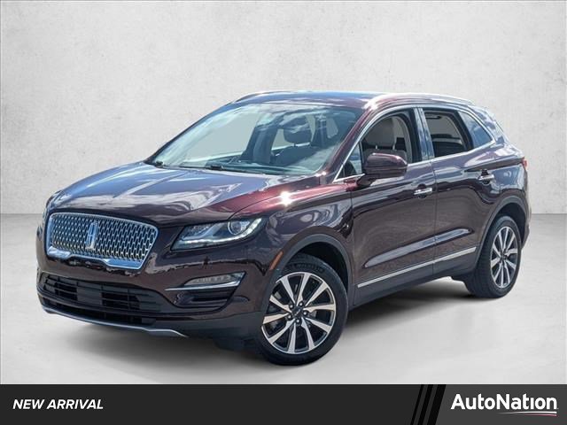 Used 2019 Lincoln MKC Reserve image 1