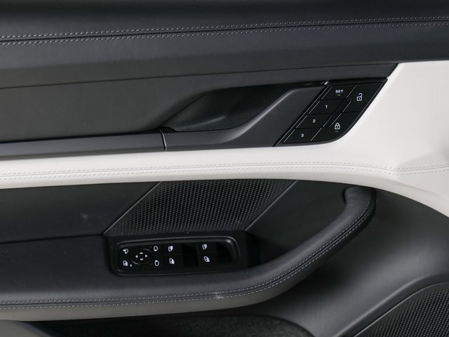 New 2026 Porsche Taycan AWD/4WD image 30