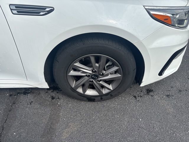 Used 2020 Kia Optima LX image 18