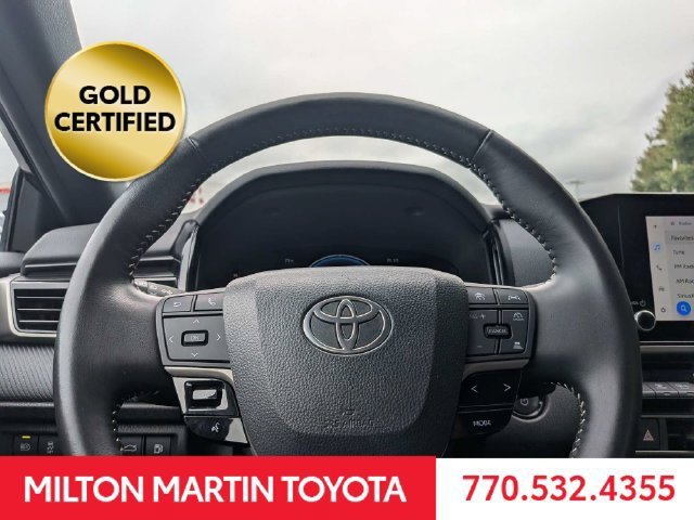 Used 2025 Toyota Camry SE FWD image 23