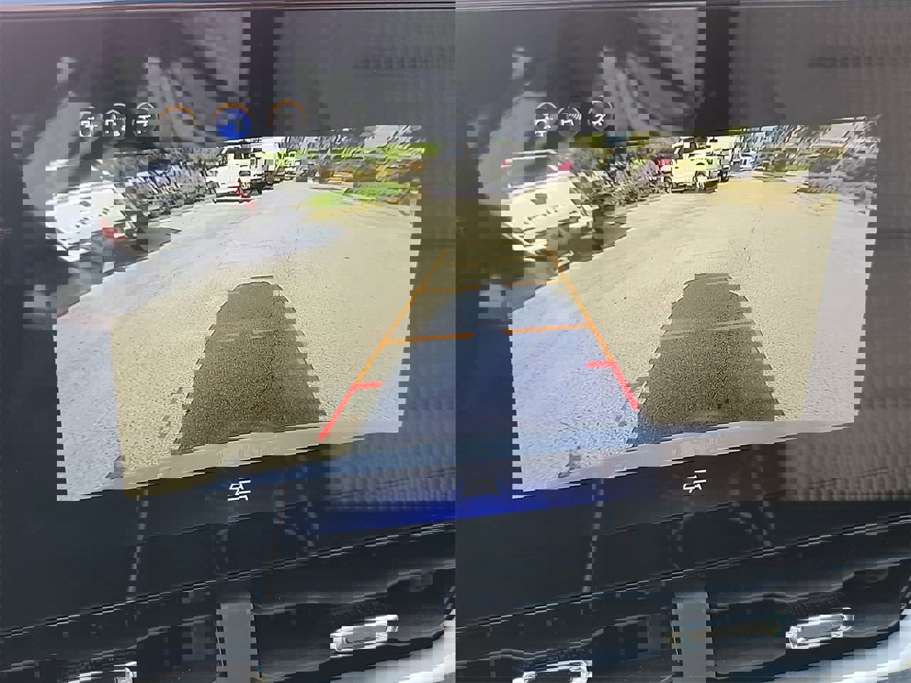 Used 2025 Chevrolet Equinox LT image 24