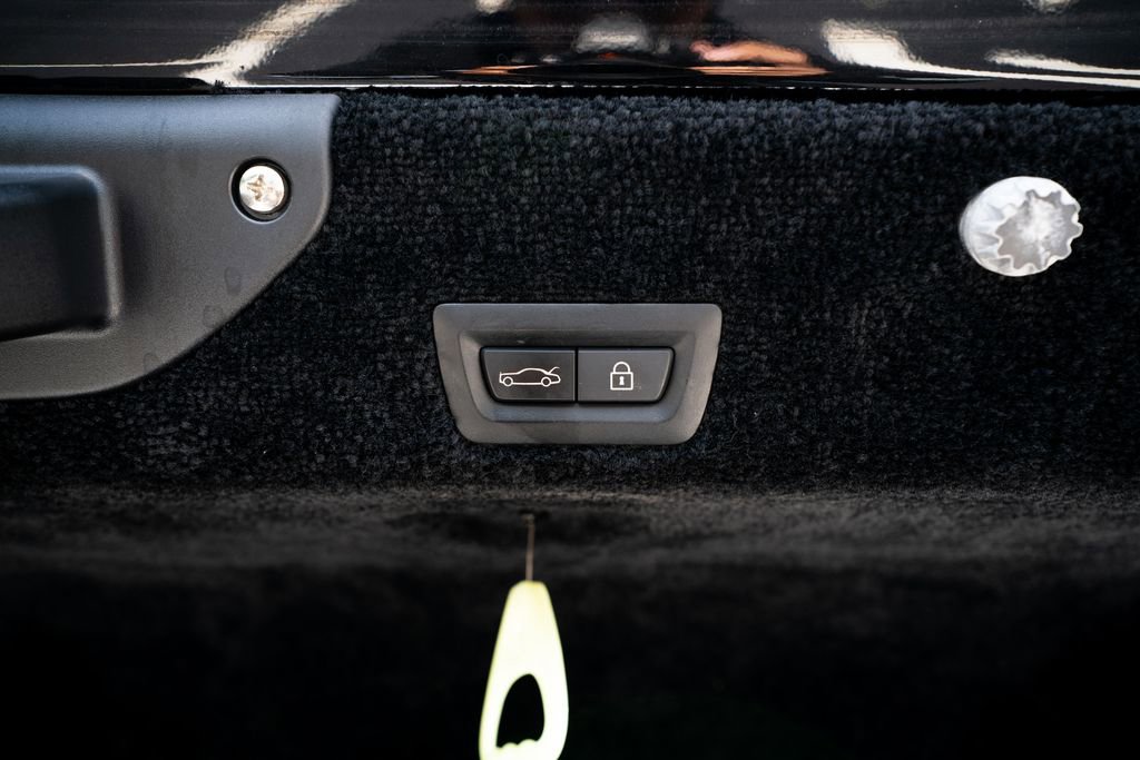 Used 2010 Rolls-Royce Ghost RWD image 55
