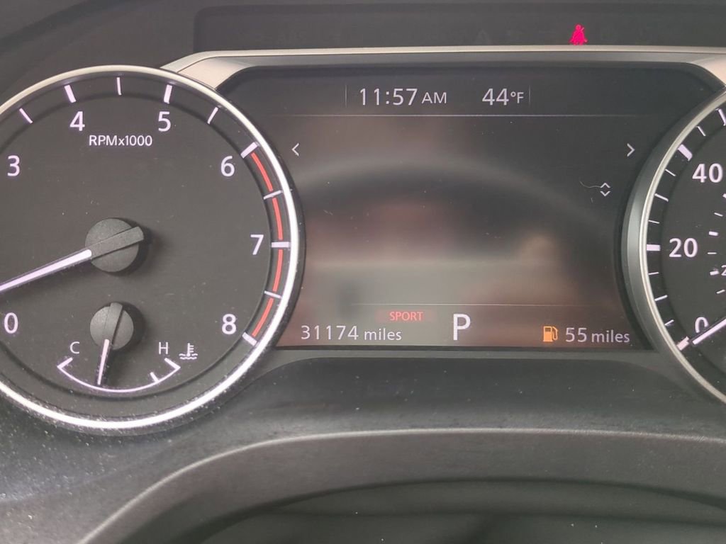 Used 2025 Nissan Rogue SV image 12