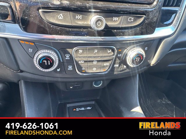 Used 2021 Chevrolet Traverse Premier w/ Redline Edition FWD image 28