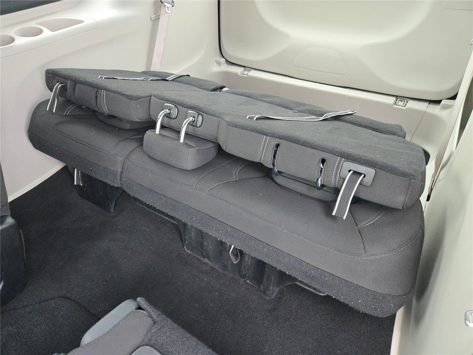 Certified 2023 Chrysler Voyager LX FWD image 22
