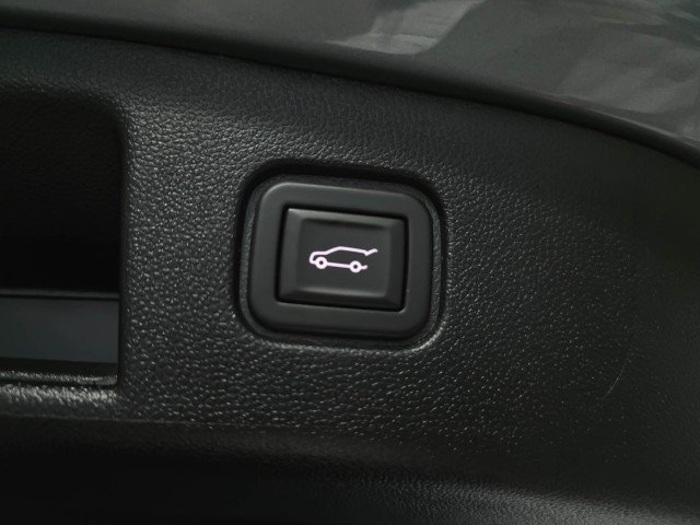 Used 2024 Chevrolet Blazer EV LT AWD/4WD image 36