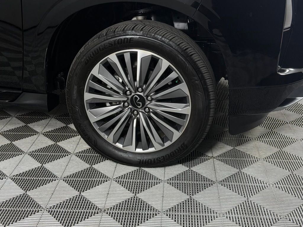 Used 2025 INFINITI QX80 Luxe image 12