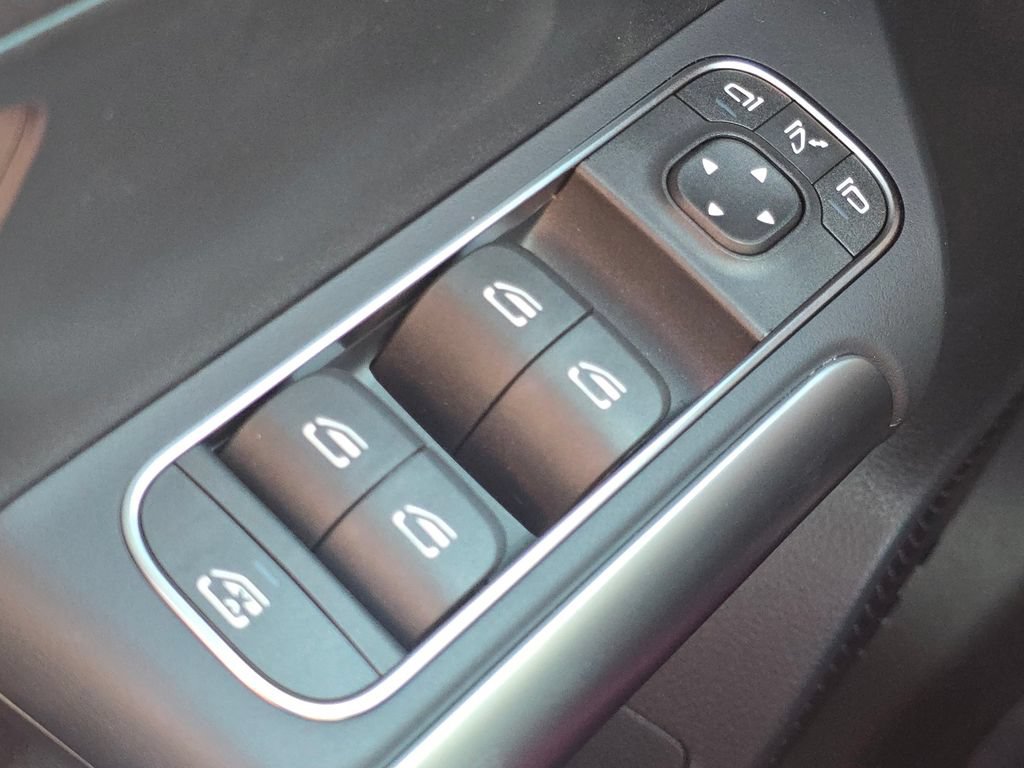 New 2026 Mercedes-Benz GLA 250 4MATIC image 28