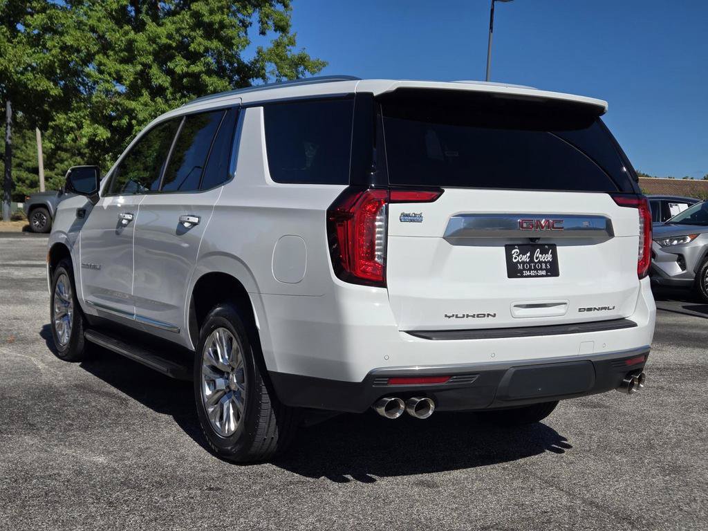 Used 2023 GMC Yukon Denali RWD image 11
