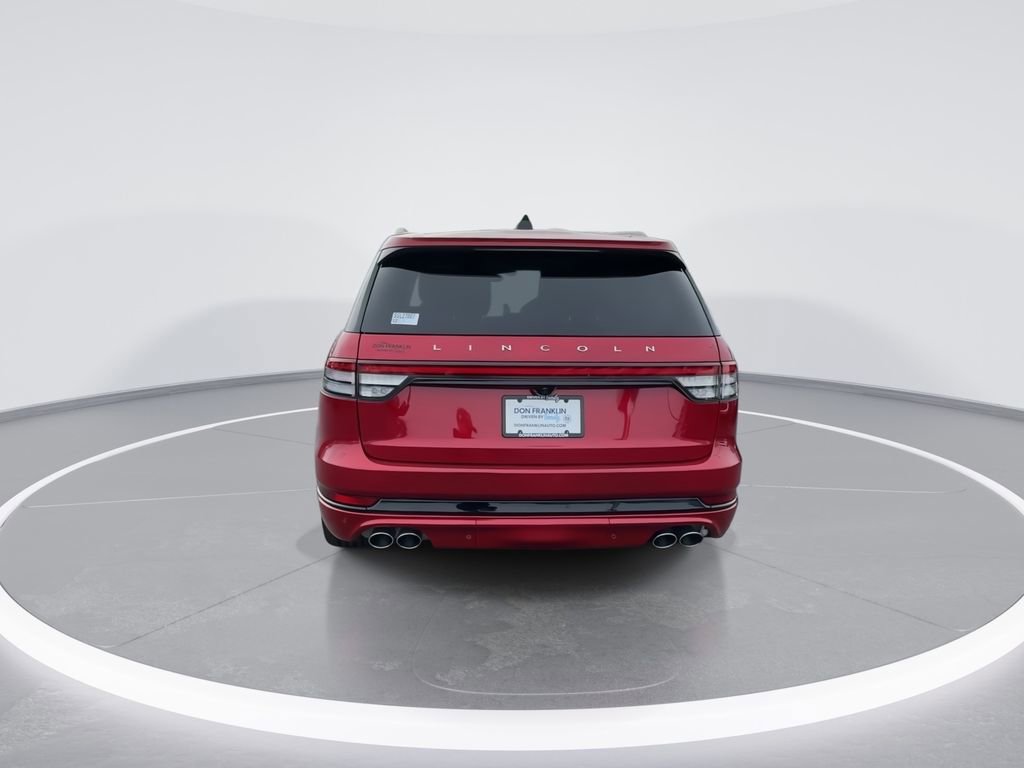 Used 2025 Lincoln Aviator Reserve w/ Jet Appearance Package image 7