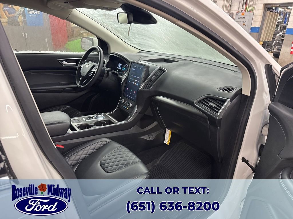 Used 2023 Ford Edge Titanium image 33